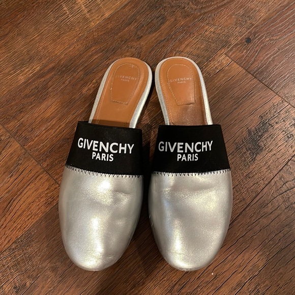 Givenchy mules pre owned - Picture 1 of 2